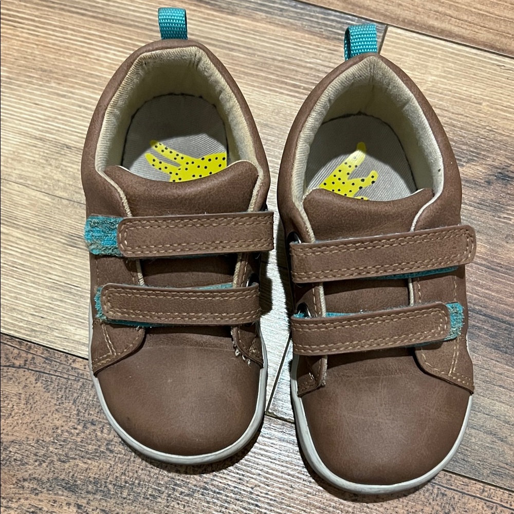 Ten Little Brown shoes